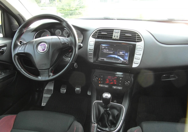 Fiat Bravo cena 16900 przebieg: 185000, rok produkcji 2007 z Kraków małe 781